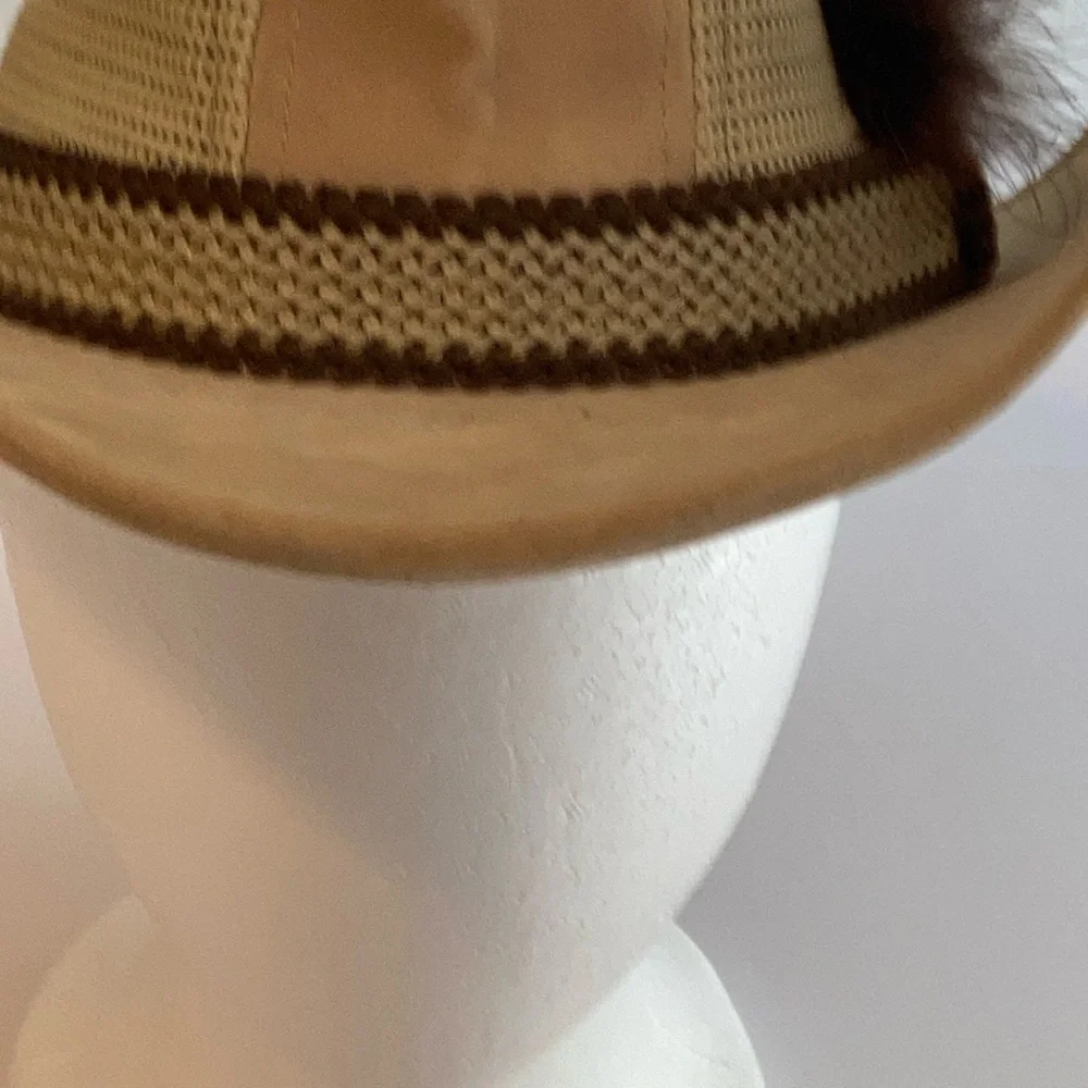 Men’s medium suede hat